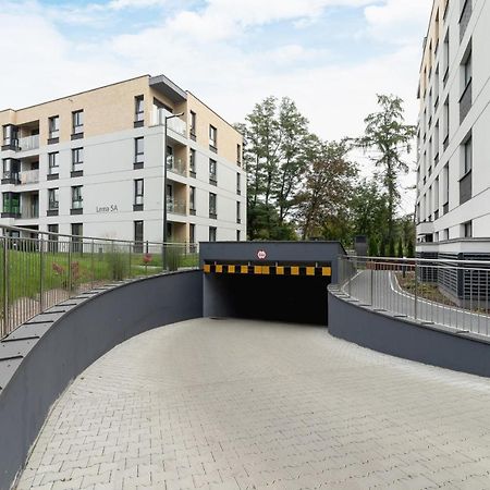 W Parku Lotnikow Apartments Tauron Arena By Noclegi Renters Красков Екстериор снимка